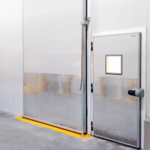Puerta Pivotante Frigorífica Comercial Puerta Pivotante Frigorífica Comercial